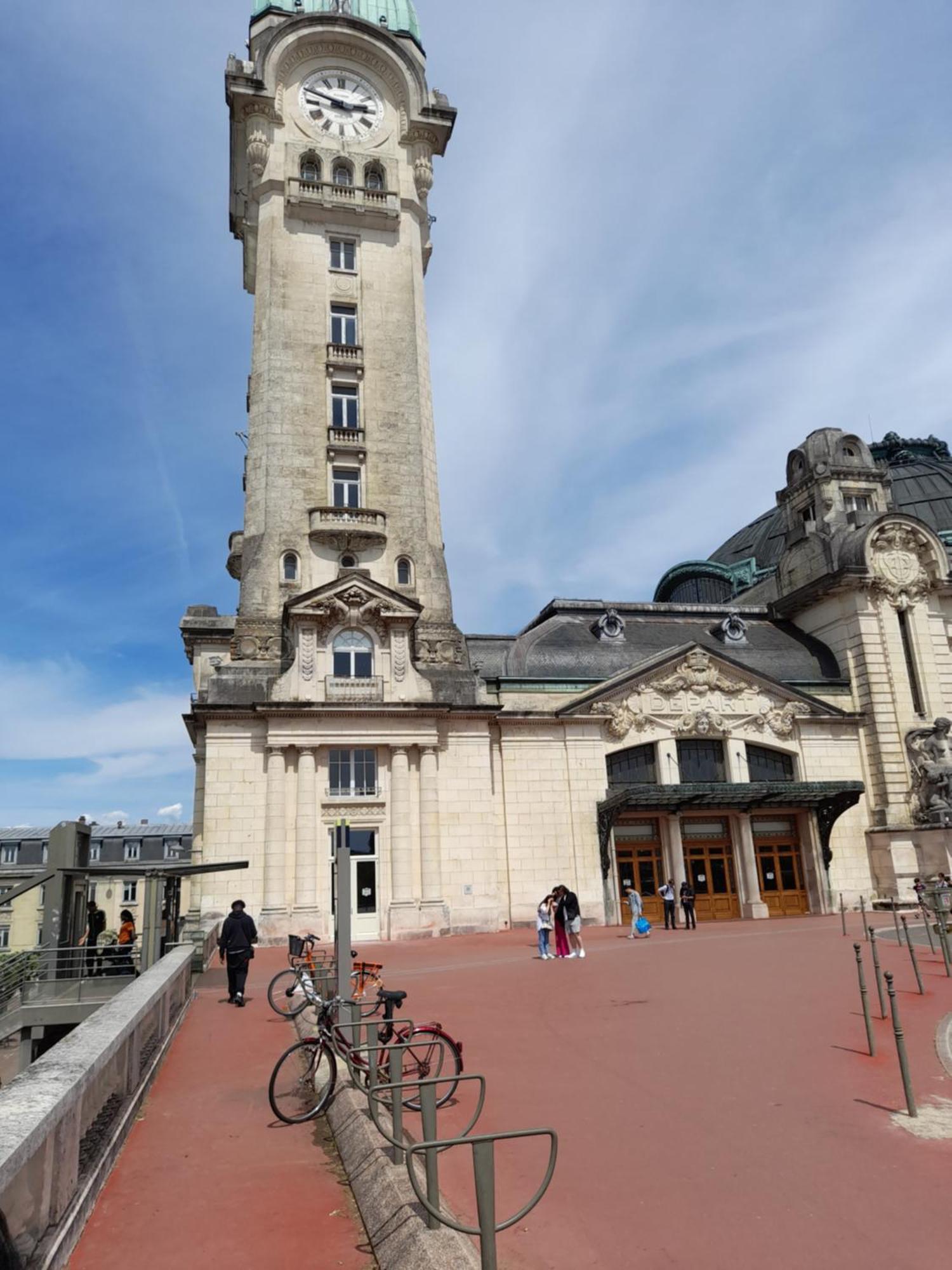 Maison Privee En Ville Avec Parking Et Wi-Fi Magnac-Laval Exterior foto